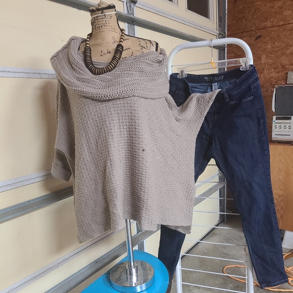 Free People Off Shoulder Sweater Top Medium - Picture 2 of 8